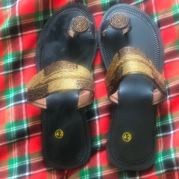 Rubber soles beaded and soft liner sandals - Picture 1 of 3
